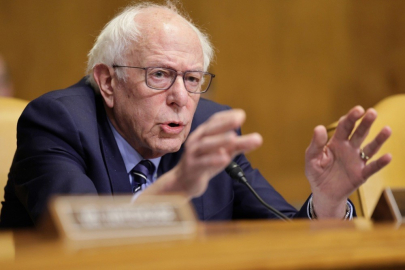 ABD’li Senatör Sanders: "ABD halkı, (Gazze’de) çocukların aç bırakılması için milyarlarca dolar ödemek istemiyor"