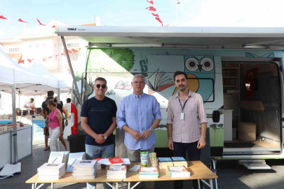 Nilüfer Belediyesi gezici kütüphane 7. Mudanya kitap fuarında