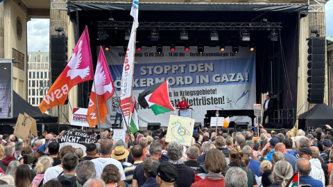 Berlin’de binlerce kişiden "Gazze’de Soykırımı Durdurun" çağrısı